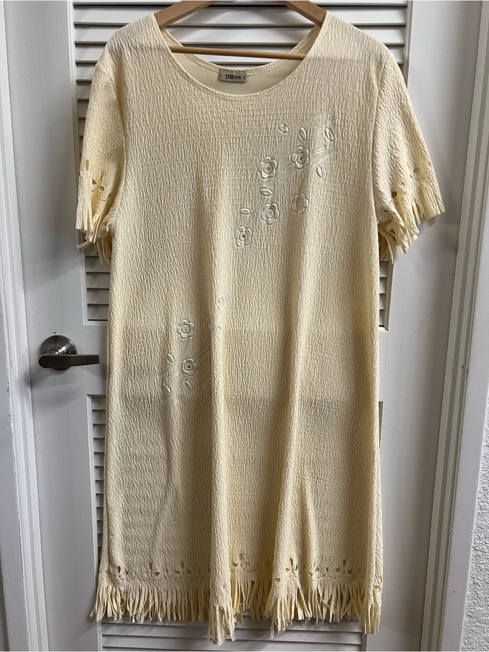 Stretch Textured pale yellow eyelet Fringe Midi Dress size XL comfortable